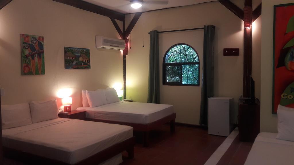 Jungle Villa Manuel Antonio Room photo